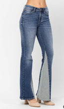 Load image into Gallery viewer, Judy Blue Midrise Inseam Panel Flare - krisglamcloset