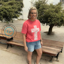 Load image into Gallery viewer, CORAL LACE CROSS FAITH SPRING GRAPHIC TEE - krisglamcloset