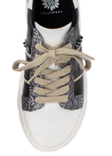 Load image into Gallery viewer, Elvera Flatform Sneaker - Black - krisglamcloset