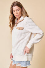 Load image into Gallery viewer, DIAMOND COTTON PADDING PULL OVER WITH METAL SNAP - krisglamcloset