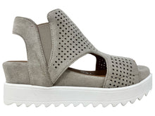 Load image into Gallery viewer, Very G Amy 2 Sandal - krisglamcloset