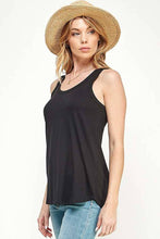 Load image into Gallery viewer, Scoop Neck Solid Tank Top - krisglamcloset