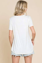 Load image into Gallery viewer, Semi Loose V Neck Sort Sleeve Top - krisglamcloset