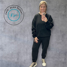 Load image into Gallery viewer, Fleece Billow Pants - krisglamcloset