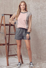 Load image into Gallery viewer, PLUS Oversized Color Block Top - krisglamcloset