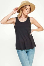 Load image into Gallery viewer, Scoop Neck Solid Tank Top - krisglamcloset