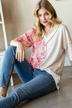 Load image into Gallery viewer, SOLID AND FLORAL TOP - krisglamcloset