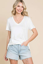 Load image into Gallery viewer, Semi Loose V Neck Sort Sleeve Top - krisglamcloset