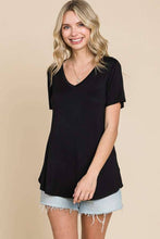 Load image into Gallery viewer, Semi Loose V Neck Sort Sleeve Top - krisglamcloset