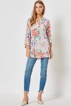 Load image into Gallery viewer, Lizzy 3/4 Floral Wrinkle Free Top - krisglamcloset