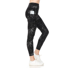 Load image into Gallery viewer, Premium Activewear 7/8 Length Leggings with Pockets - krisglamcloset