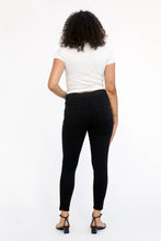 Load image into Gallery viewer, 1822 Denim CURVY 28" CONTOUR SHAPEWEAR JEAN in BLACK - krisglamcloset