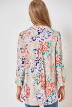 Load image into Gallery viewer, Lizzy 3/4 Floral Wrinkle Free Top - krisglamcloset