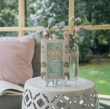 Load image into Gallery viewer, Fresh Scents Spring Door Sachets - krisglamcloset