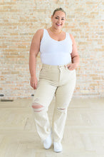 Load image into Gallery viewer, Selena High Rise Distressed 90's Straight Jeans in Bone - krisglamcloset