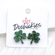 Load image into Gallery viewer, 16mm Acrylic Clover Studs -Earrings - krisglamcloset