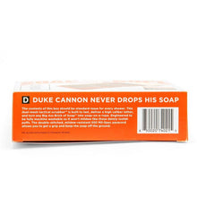 Load image into Gallery viewer, Duke Cannon Soap on a Rope Bundle Pack (Tactical Scrubber + Bourbon soap
