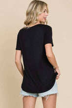 Load image into Gallery viewer, Semi Loose V Neck Sort Sleeve Top - krisglamcloset