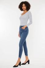 Load image into Gallery viewer, KanCan HIgh Rise Skinny Stretch Frayed Hem: MEDIUM - krisglamcloset