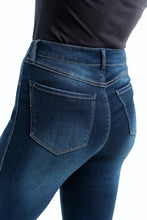 Load image into Gallery viewer, 28" BUTTER HIGH RISE SKINNY JEANS IN RAQUEL - krisglamcloset