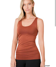 Load image into Gallery viewer, ZENANA SCOOP NECK SEAMLESS TANK TOP - krisglamcloset