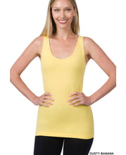 Load image into Gallery viewer, ZENANA SCOOP NECK SEAMLESS TANK TOP - krisglamcloset