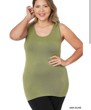 Load image into Gallery viewer, ZENANA PLUS SCOOP NECK SEAMLESS TANK TOP - krisglamcloset