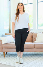 Load image into Gallery viewer, Michelle Mae Athleisure Capris - Black Leopard - krisglamcloset