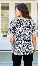 Load image into Gallery viewer, BLACK & WHITE LEOPARD CUFF TEE - krisglamcloset