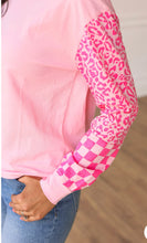 Load image into Gallery viewer, THE DEXY TEE - krisglamcloset