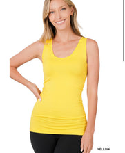 Load image into Gallery viewer, ZENANA SCOOP NECK SEAMLESS TANK TOP - krisglamcloset