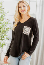 Load image into Gallery viewer, ANIMAL CONTRAST TOP BLACK - krisglamcloset