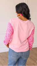 Load image into Gallery viewer, THE DEXY TEE - krisglamcloset