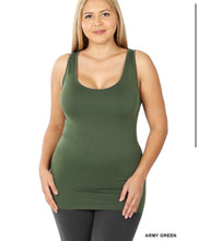 Load image into Gallery viewer, ZENANA PLUS SCOOP NECK SEAMLESS TANK TOP - krisglamcloset
