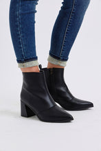 Load image into Gallery viewer, Judy Blue Thermal Skinny Jeans-Dark Wash - krisglamcloset