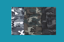 Load image into Gallery viewer, Men's Camo Cargo Shorts - krisglamcloset