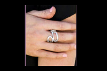 Load image into Gallery viewer, Simply Santa Fe 34 - krisglamcloset