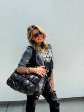 Load image into Gallery viewer, PULL IT TOGETHER FALL PLAID BLAZER - krisglamcloset
