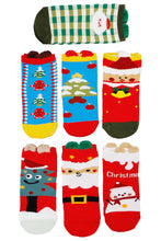 Load image into Gallery viewer, Kids Christmas Festive Elastic Quarter Socks
