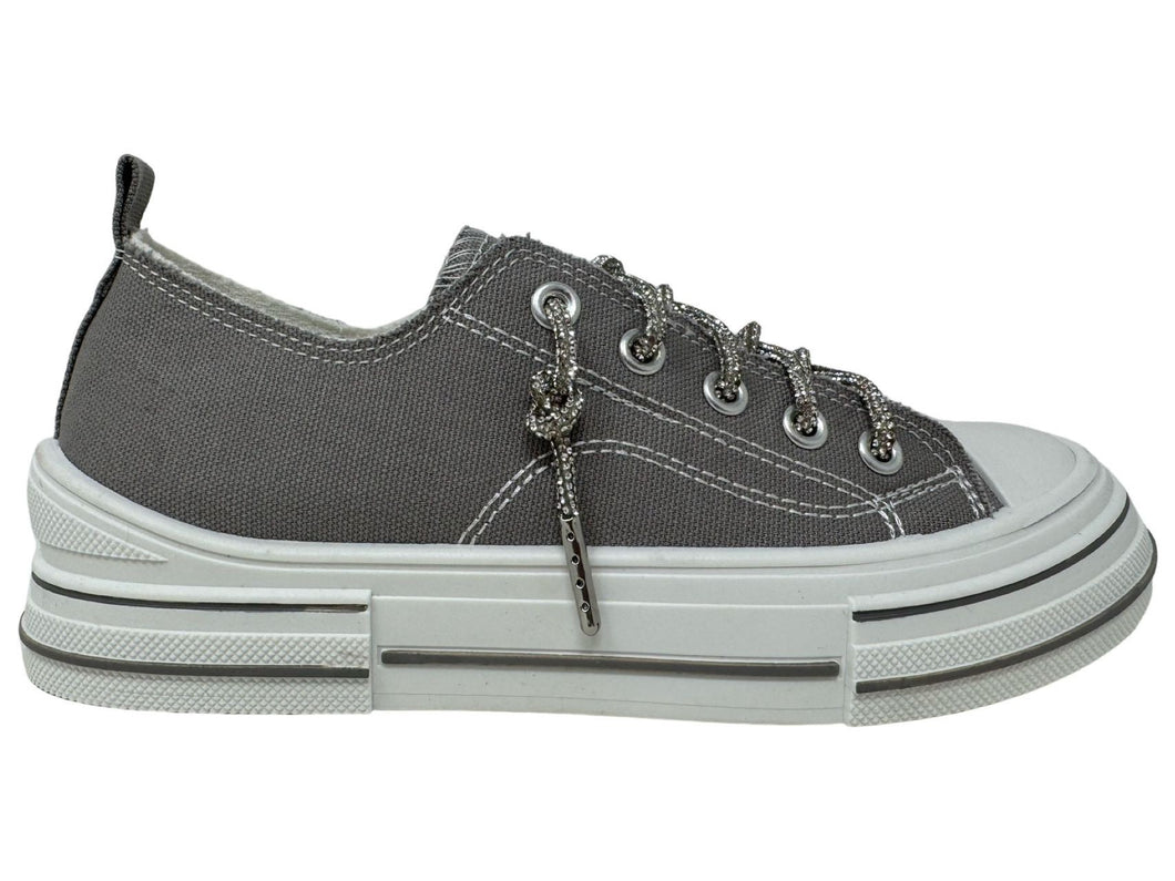 Very G Aman Sneakers