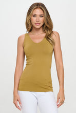 Load image into Gallery viewer, Reversible V or U Neckline Seamless Tank
