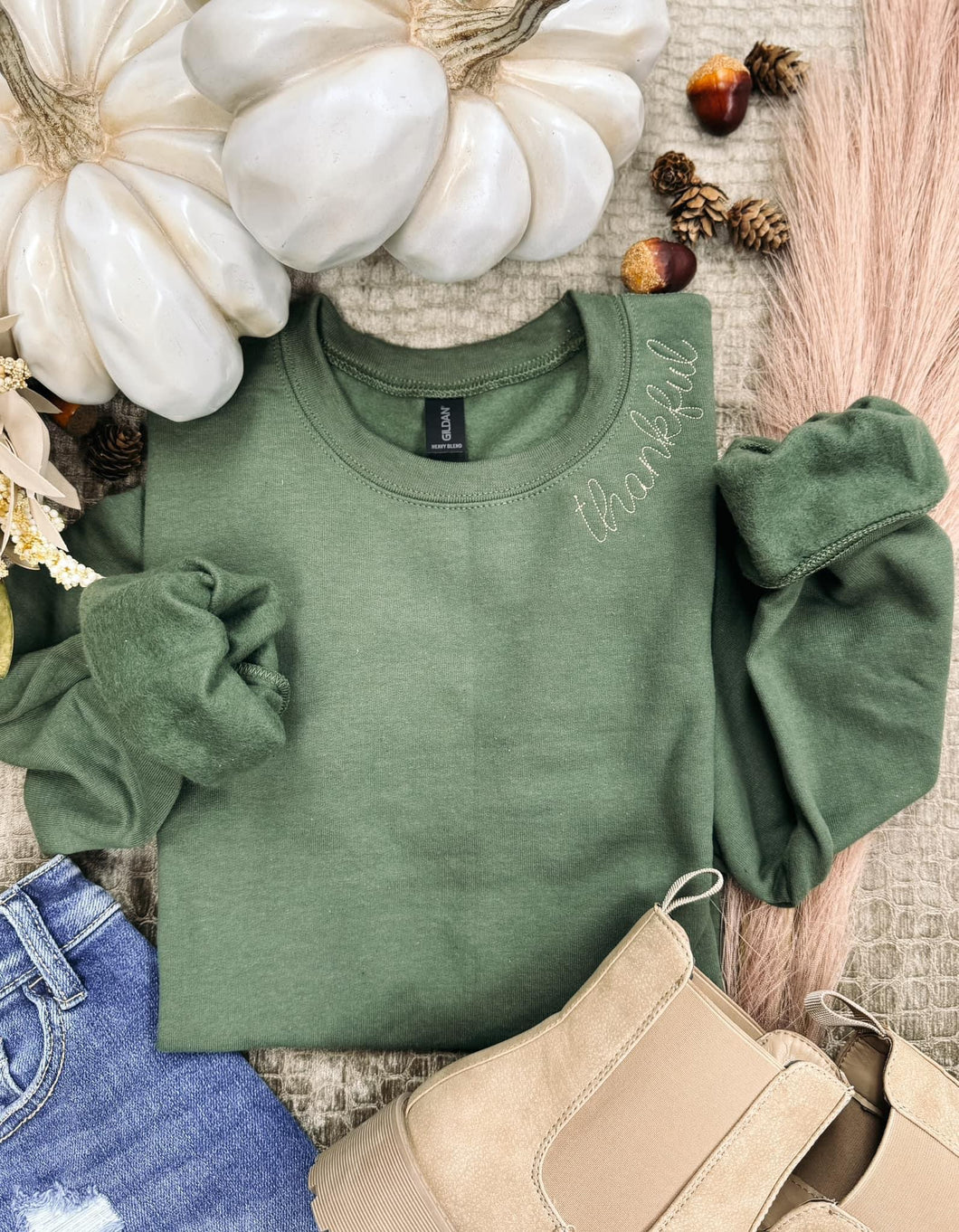 Embroidered Thankful Sweatshirt