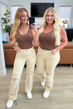 Load image into Gallery viewer, Selena High Rise Distressed 90's Straight Jeans in Bone - krisglamcloset
