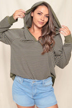 Load image into Gallery viewer, STRIPED HOOD TOP
