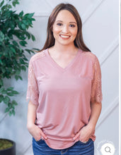 Load image into Gallery viewer, MONTANA MOON V-NECK LACE SHORT SLEEVE TOP IN MAUVE
