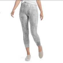 Load image into Gallery viewer, OMG Wide Waistband Capri Leggings - White/Grey
