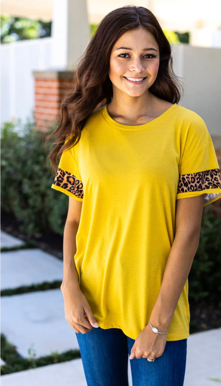 HELLO YELLOW - YELLOW & LEOPARD RINGER TEE