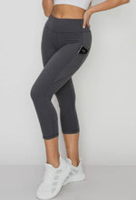 Load image into Gallery viewer, Zenana High Waist Capri Yoga Pants with Side Pockets
