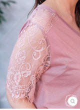 Load image into Gallery viewer, MONTANA MOON V-NECK LACE SHORT SLEEVE TOP IN MAUVE
