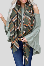 Load image into Gallery viewer, Winter Warm Retro Plaid Scarf
